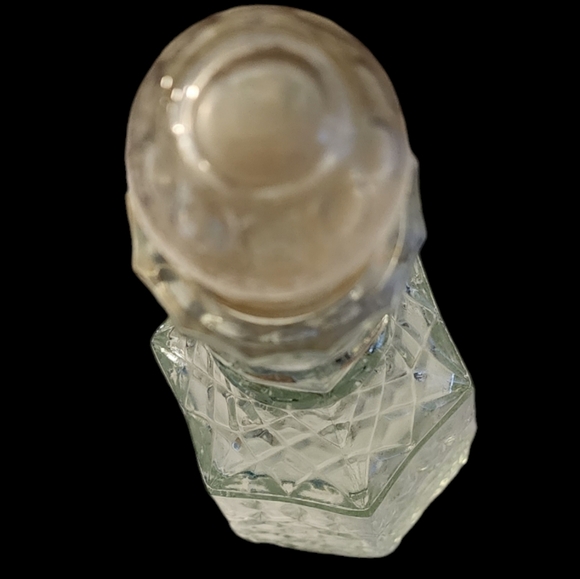 Vintage Circa 1970 Diamond Cut Molded Glass Decanter - Picture 4 of 8